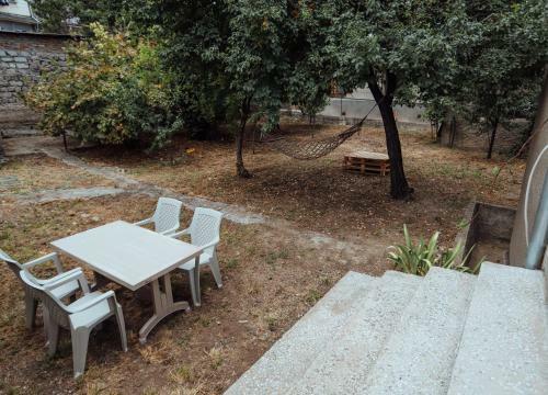 Hostal Guest House-all Seasons