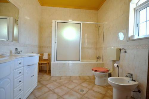 Large Country Villa With Private Pool, Vilamoura