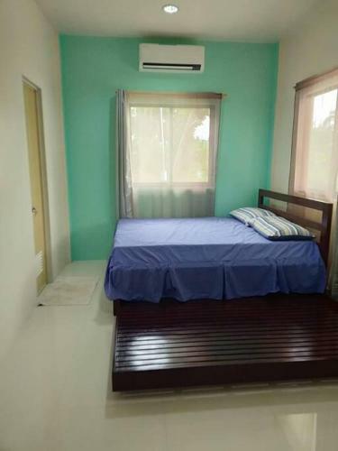 Cheerful 2 Bedroom House
