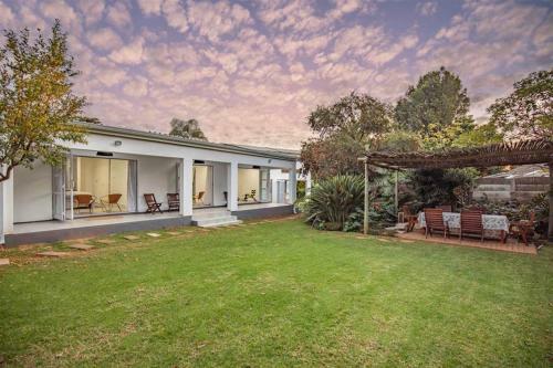 Hostal Kelkiewyn Waterkloof Guesthouse