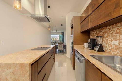 Apartamento Brand New 2 Bedroom 2 Bath Condo With Rooftop Pool