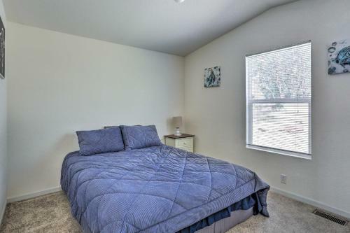 Quaint Mariposa Home With Private Deck And Yard!