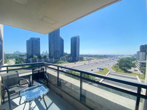 Apartamento Spacious, Quiet & Cozy Condo 10m From Airport