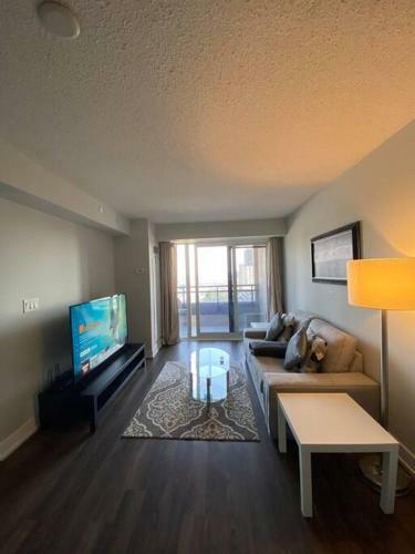 Apartamento Spacious, Quiet & Cozy Condo 10m From Airport