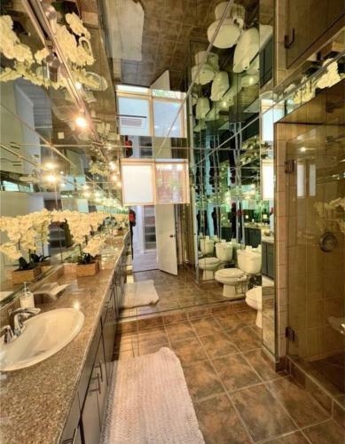 Apartamento Hollywood Hills Condo