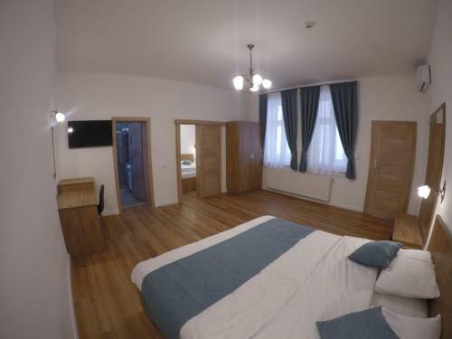 Hostal Casa Bacila