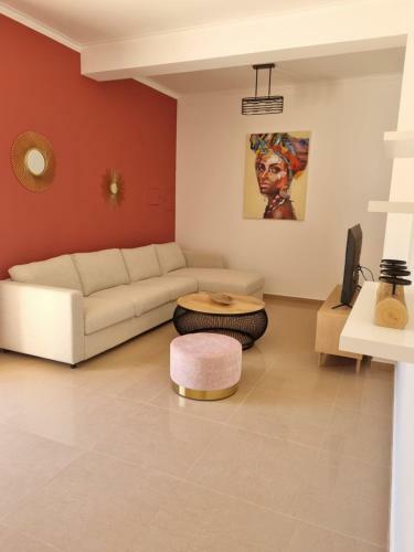 Magnifique Maison Avec Piscine � 5 Min De La Plage