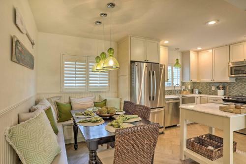 Indian Rocks Beach Retreat 50 Ft From Beach!