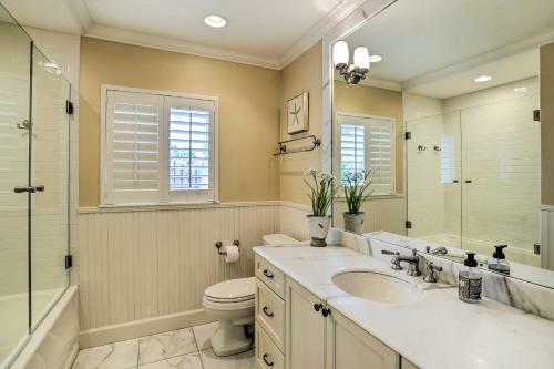 Indian Rocks Beach Retreat 50 Ft From Beach!