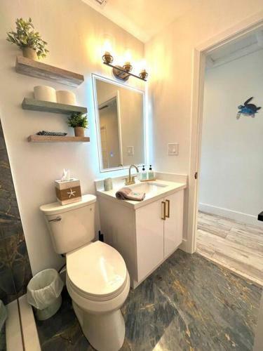 Casa Del Mar With Dock & Ocean Access Key West