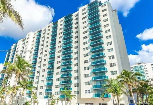 Apartamento Hollywood Beach Front Spacious Two Bedrooms