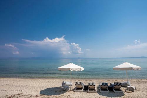 Villa Almyra On The Beach