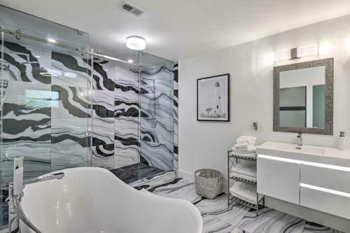 Upscale Miami Escape 20 Mi To South Beach!
