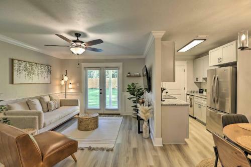 Cozy Tallahassee Apartment With Spacious Yard!