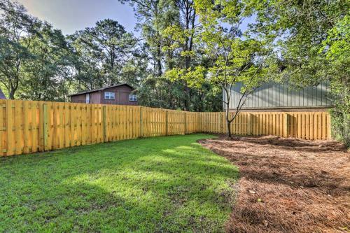 Pet-friendly Tallahassee Retreat, Near Parks!