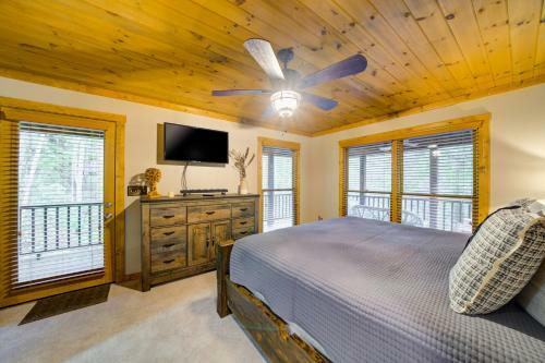 Social Tides Cabin