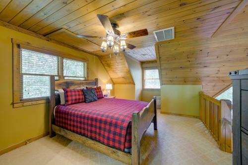 Social Tides Cabin
