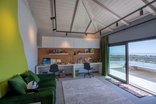 Villa Sn Nivas Super Home