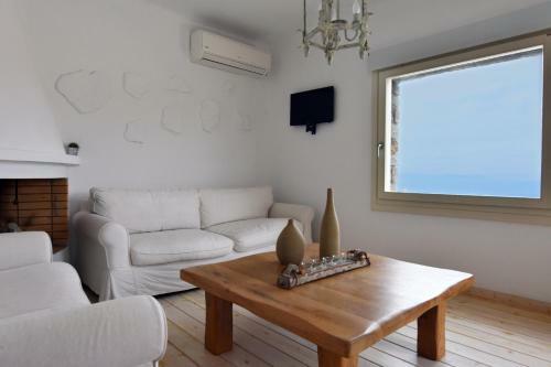 Elia Beach House