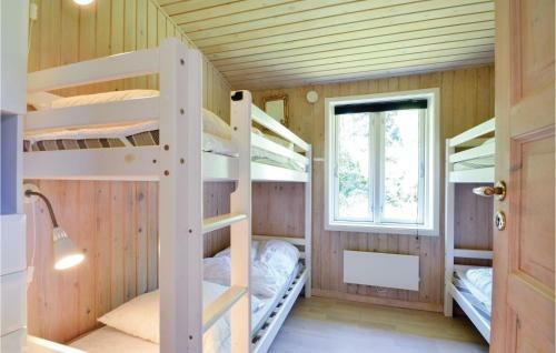 Holiday Home Tingbakken