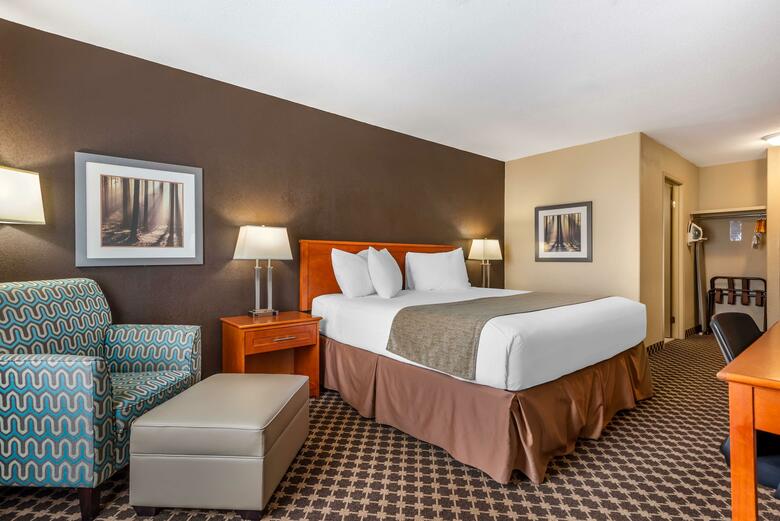 Hotel Best Western Strathmore Inn
