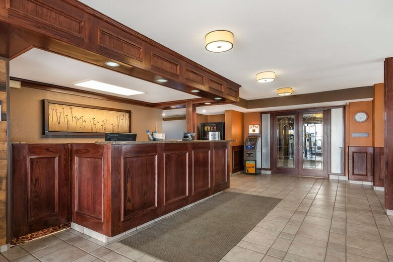 Hotel Best Western Strathmore Inn