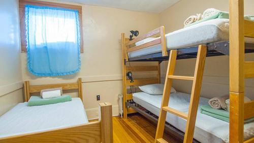 Hi - Truro Hostel
