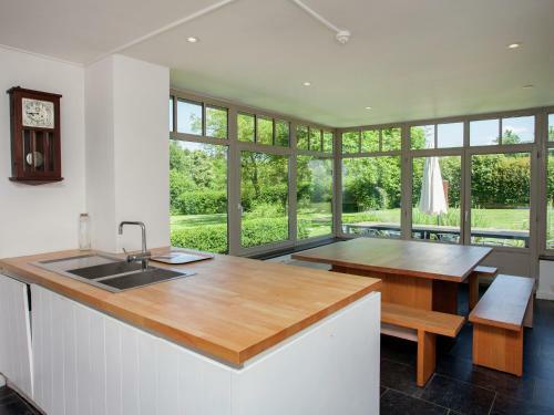 Holiday Home Le Chaperon Resteigne