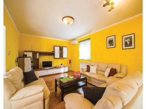 Holiday Home Labin Presika