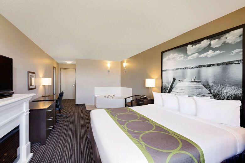 Hotel Kapuskasing Super 8