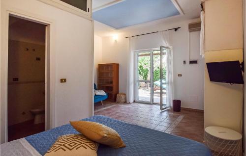 Stunning Home In Sant'angelo With Wifi And 2 Bedrooms