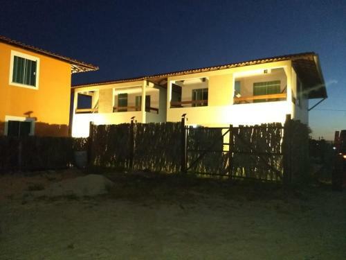 Atins Praia Chal�s