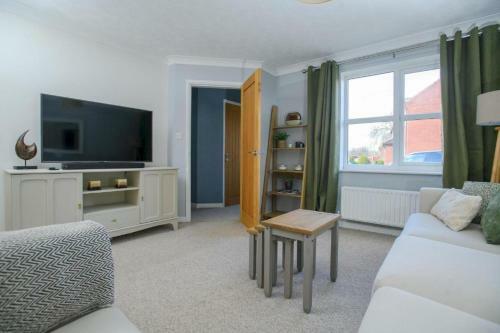 The Beeches - Family Friendly Home