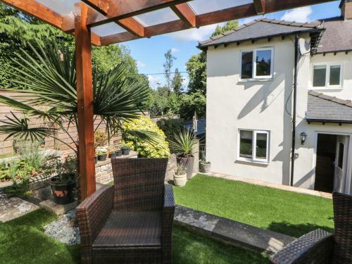 1 Moorland Terrace