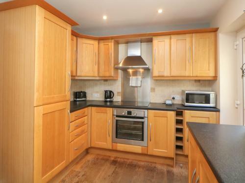 1 Moorland Terrace