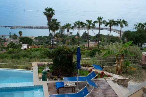 Villa Caroleo - Luxury Villa Con Piscina