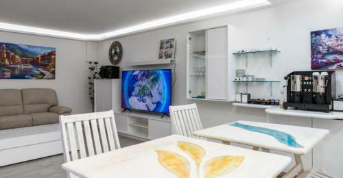 Hostal Gemelli Guest House Olbia