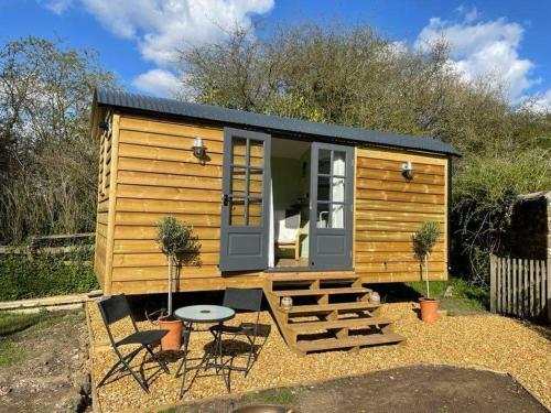 Hettie Luxury Shepherds Hut
