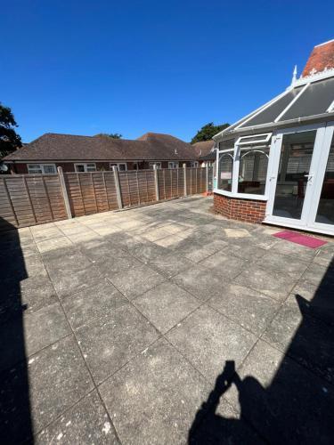 19a Stourwood Avenue