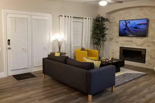 Apartamento A - Fully Remodeled And Professionally Decorated