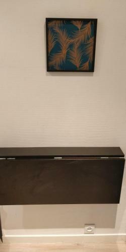 Modern 1 Bedroom Apartment Near The Metro.
