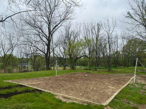 Beautiful Country House With Pool And Game Room