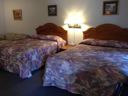 Red Roof Motor Inn