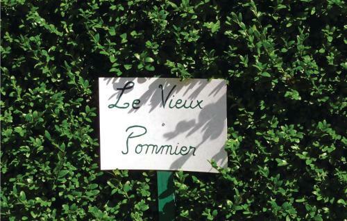 Holiday Home Le Vieux Pommier
