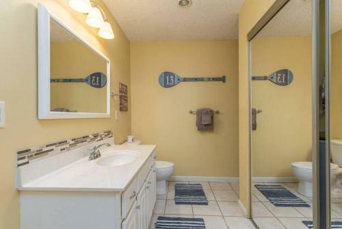 New! Townhouse Close To Rumbling Bald Amenities!