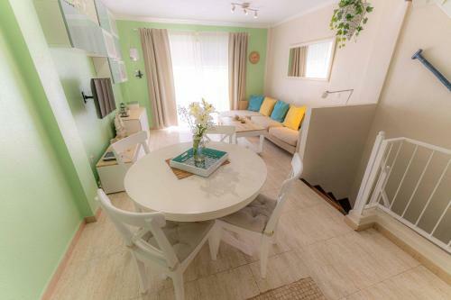 Apartamento La Sonada Bright Penthouse With Views