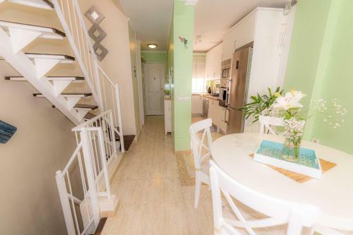 Apartamento La Sonada Bright Penthouse With Views