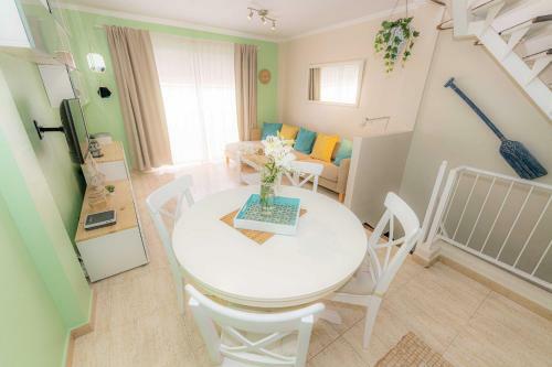 Apartamento La Sonada Bright Penthouse With Views