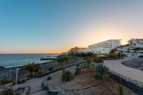 Apartamento La Sonada Bright Penthouse With Views