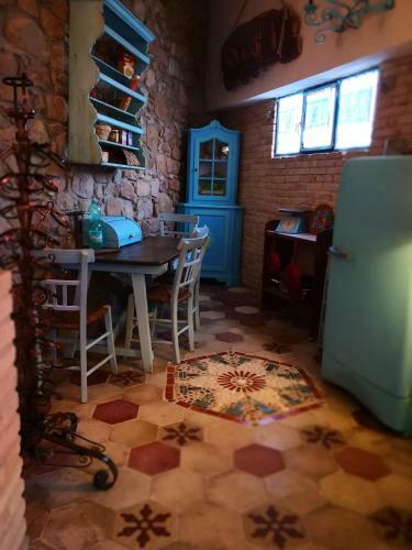 Isabel's Hause